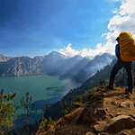 Viral! Seorang Pendaki Asal Australia Kena Sanksi 5 Tahun di Gunung Rinjani image