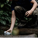 Cara Menemukan dan Menjernihkan Air di Alam Liar image